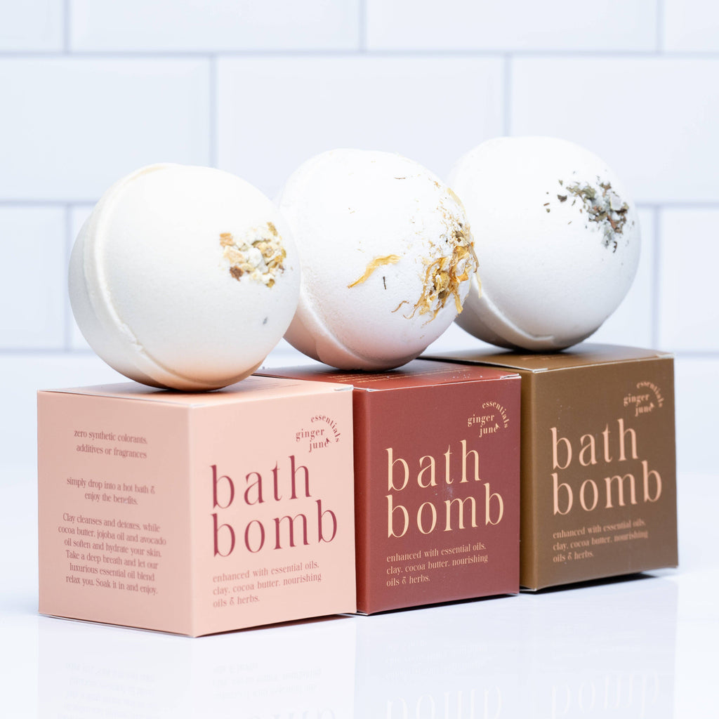 RENEWAL • 100% BOTANICAL BATH BOMB •