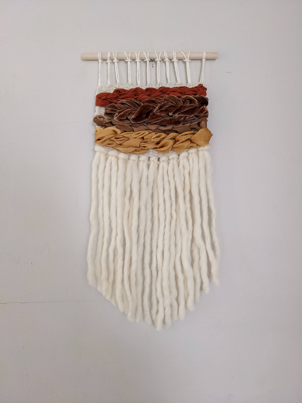 Weave and Wine Sept 26th 6-8pm