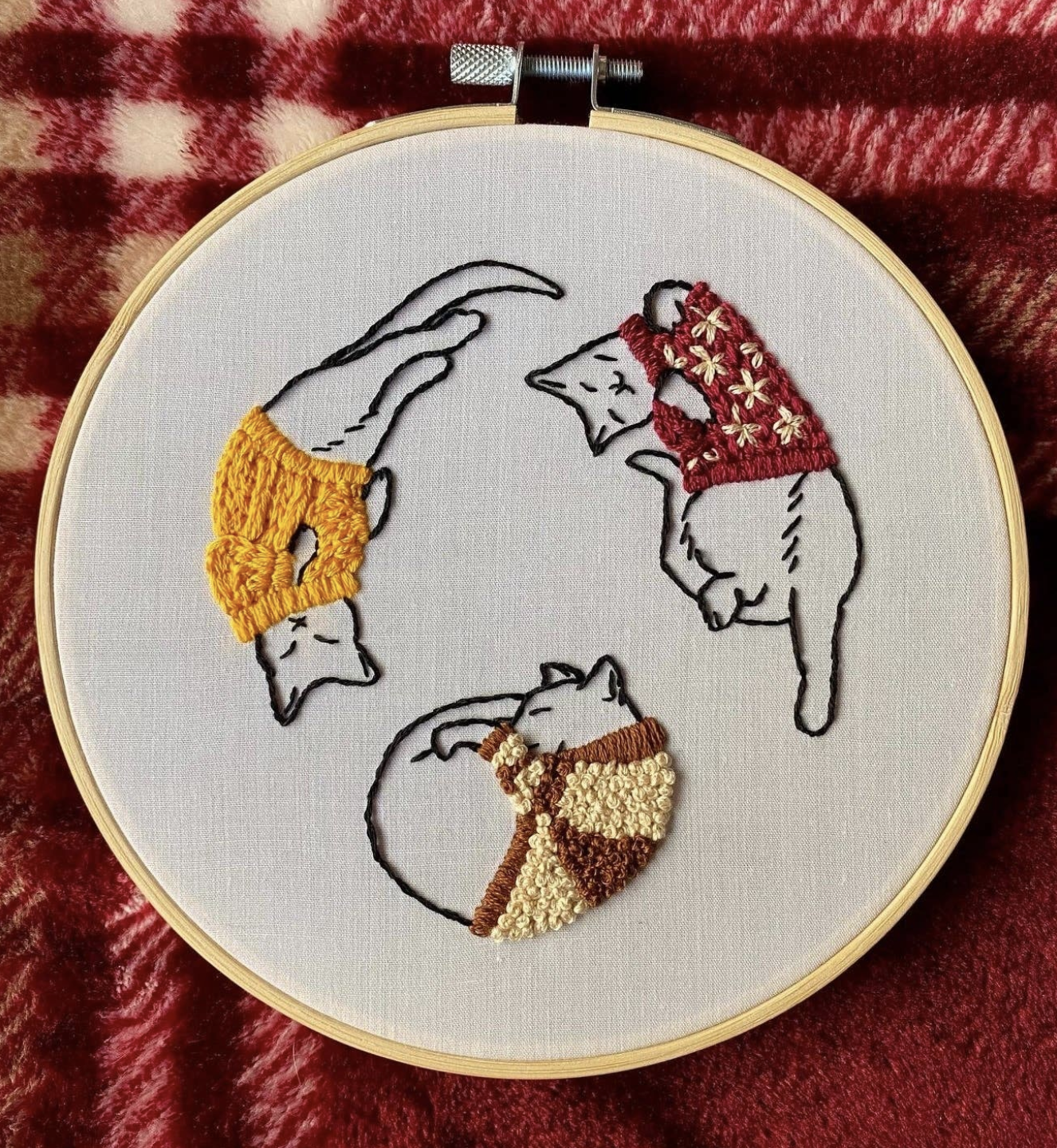 Cozy Sweater Kitties Craft DIY Embroidery Kit