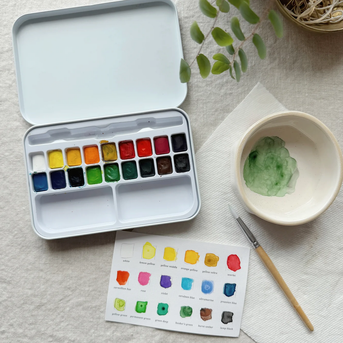 Watercolor Paint Set - 18 colors with Brush