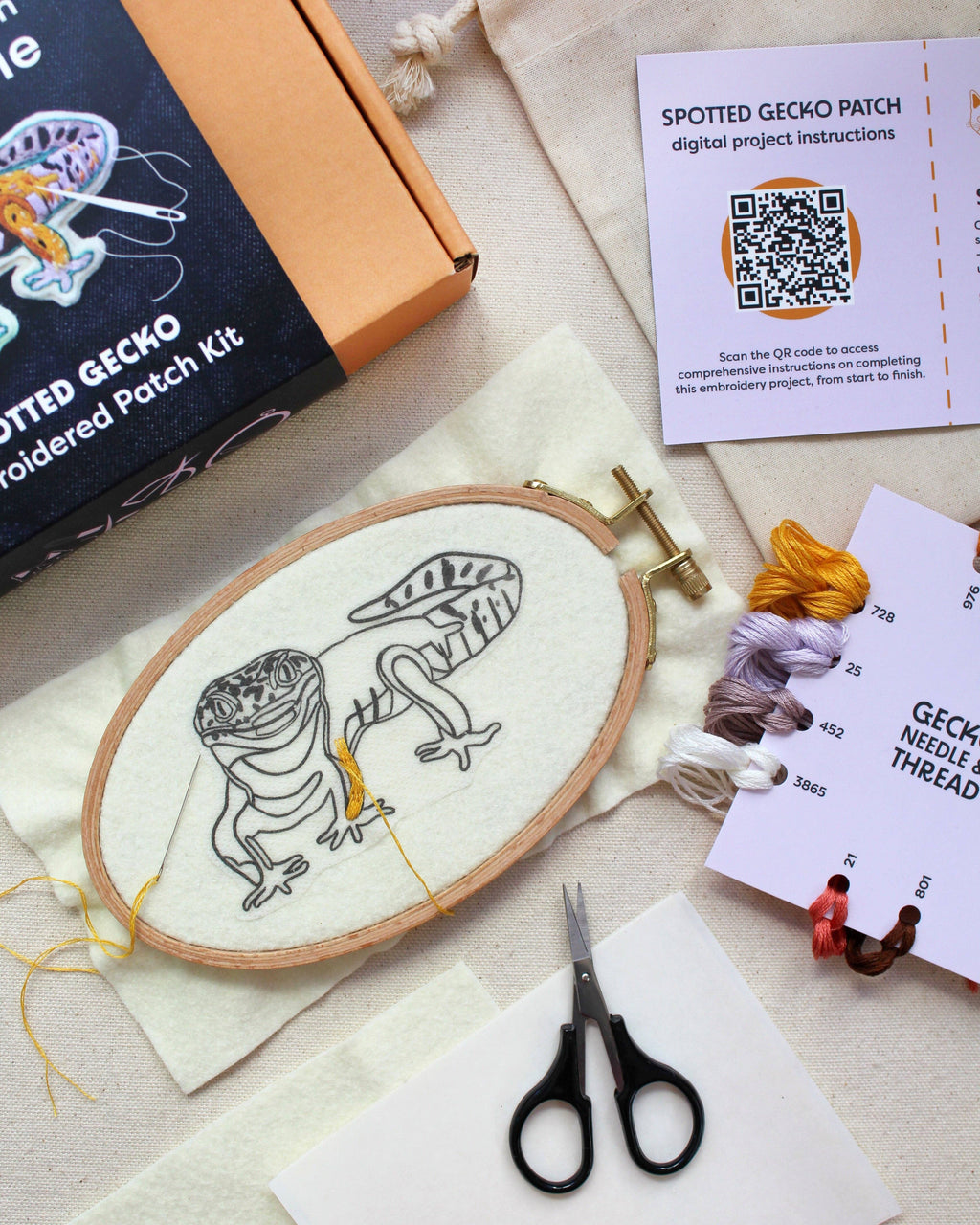 Spotted Gecko Embroidered Patch Kit