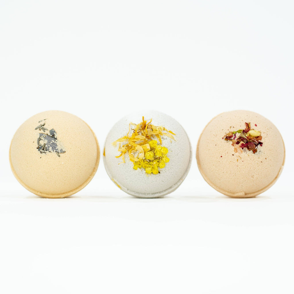 RENEWAL • 100% BOTANICAL BATH BOMB •