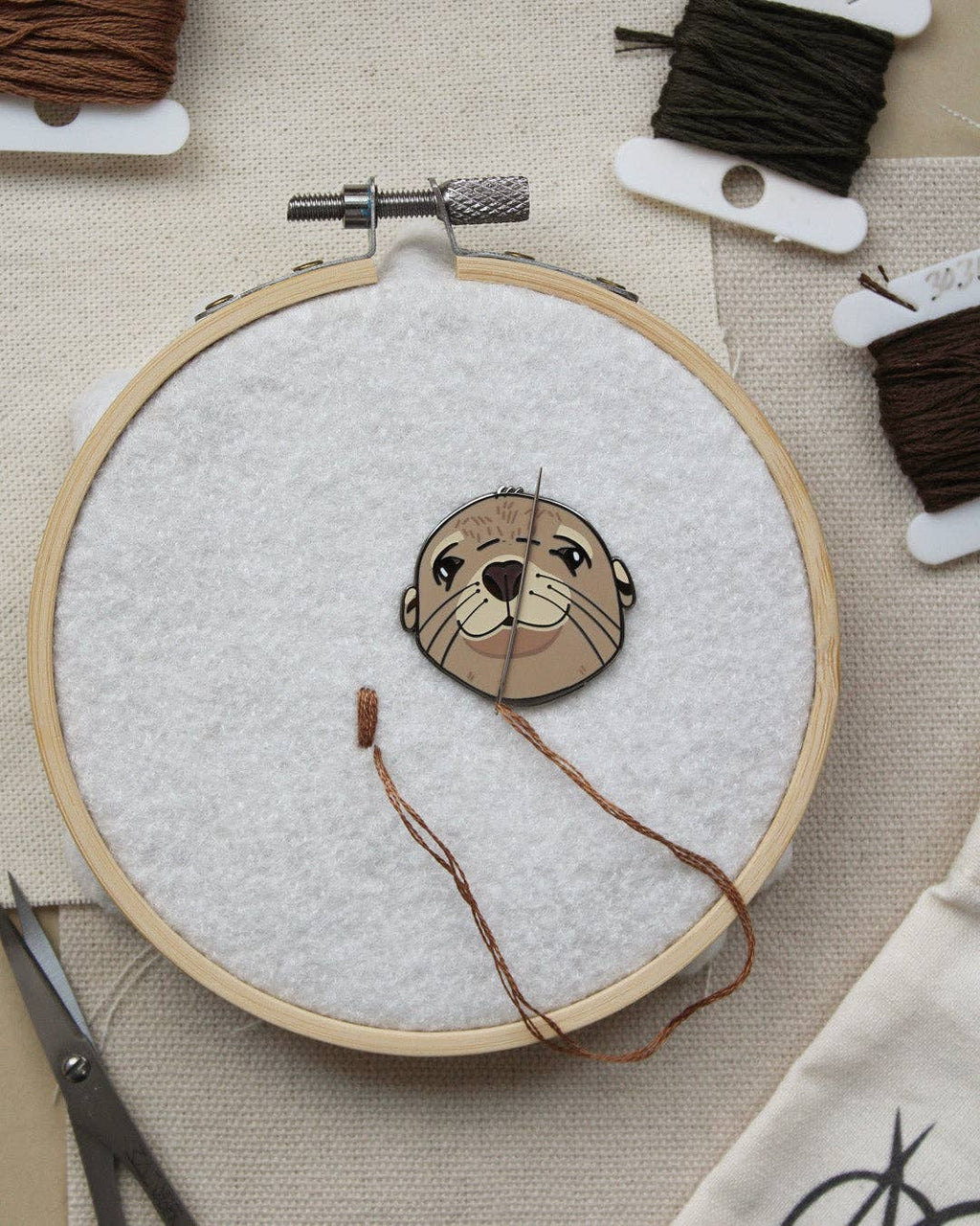 Sea Lion Enamel Needle Minder