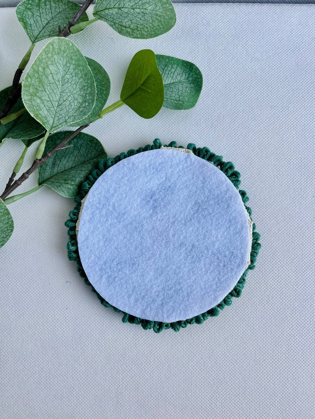 White Daisy Beginner Punch Needle Mug Rug Kit
